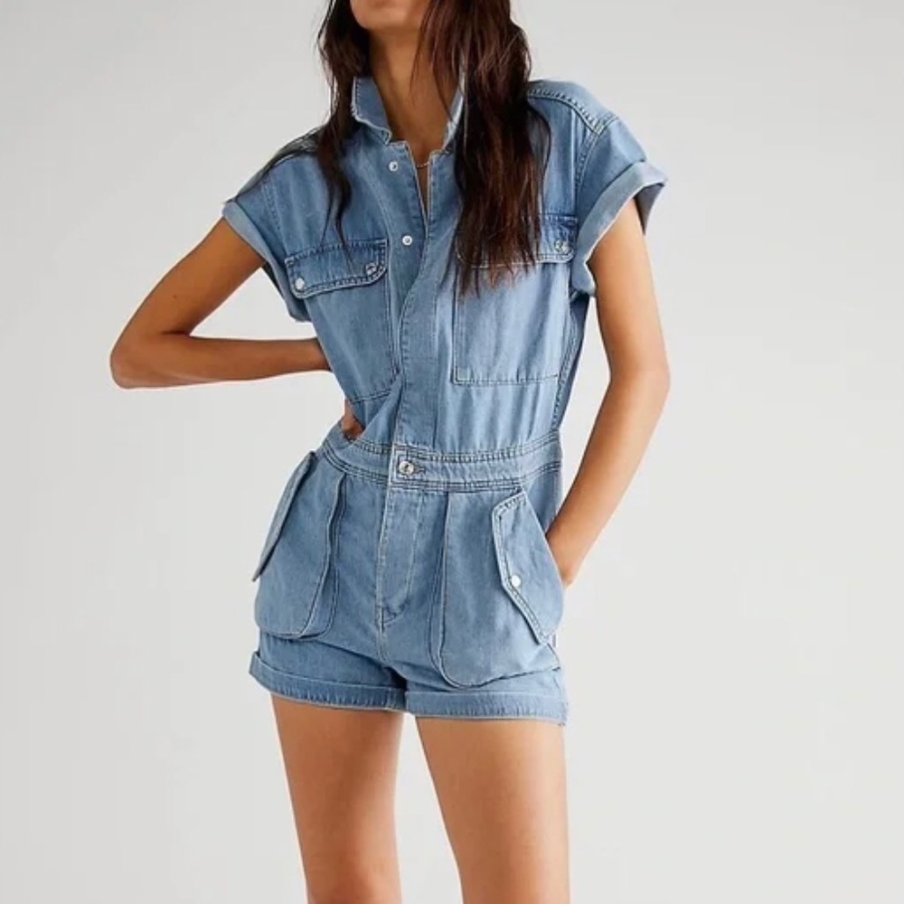 We the people denim short jumper size XL